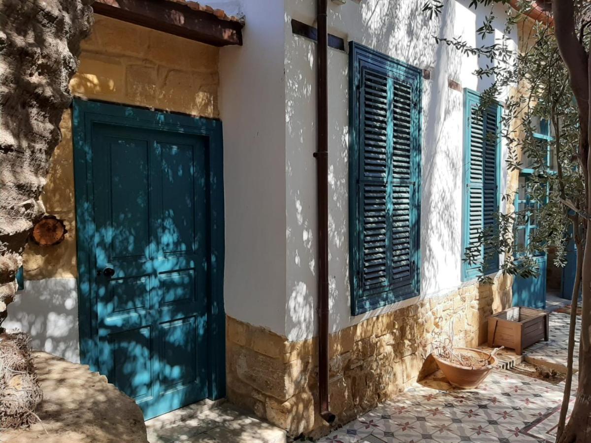 ניקוסיה Palm Garden Guest House מראה חיצוני תמונה