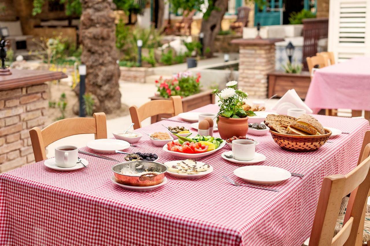 ניקוסיה Palm Garden Guest House מראה חיצוני תמונה