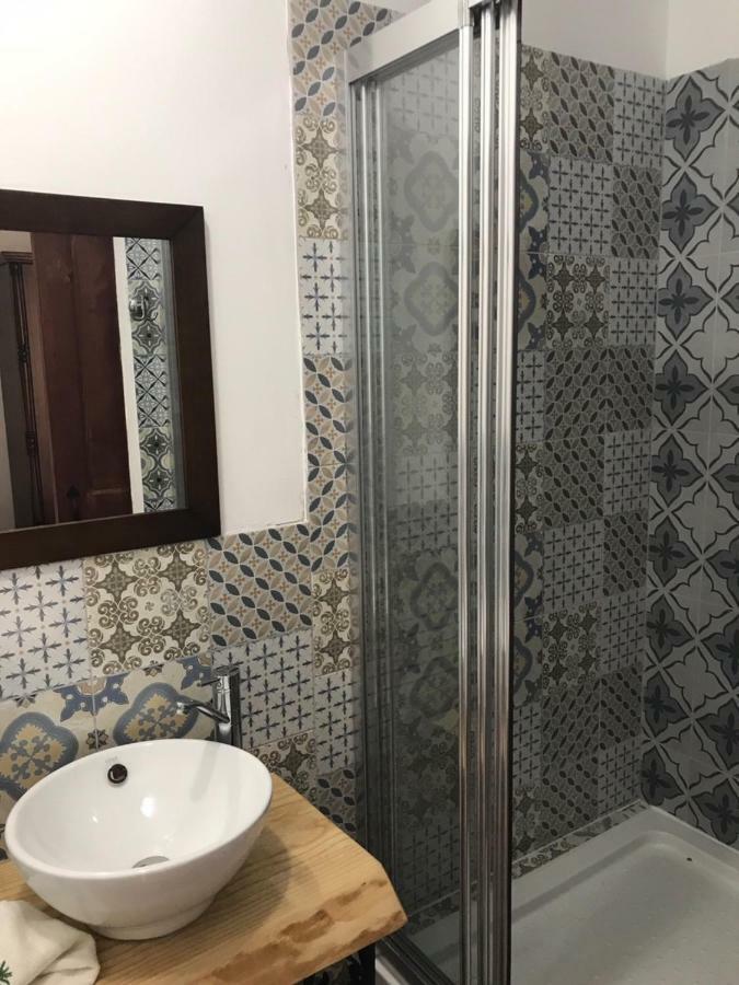 ניקוסיה Palm Garden Guest House מראה חיצוני תמונה