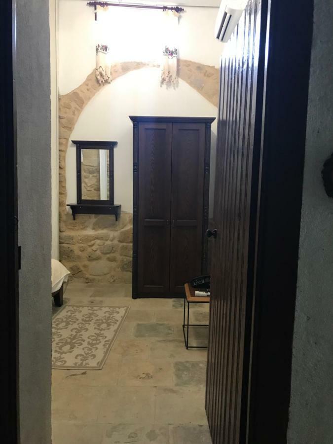 ניקוסיה Palm Garden Guest House מראה חיצוני תמונה