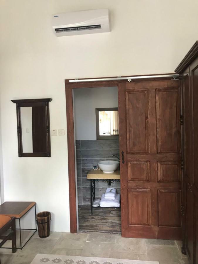 ניקוסיה Palm Garden Guest House מראה חיצוני תמונה